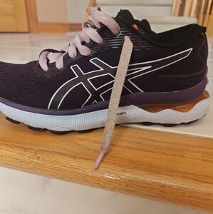 ASICS Women's Gel Nimbus 24 Trail Running Shoes, 8.5